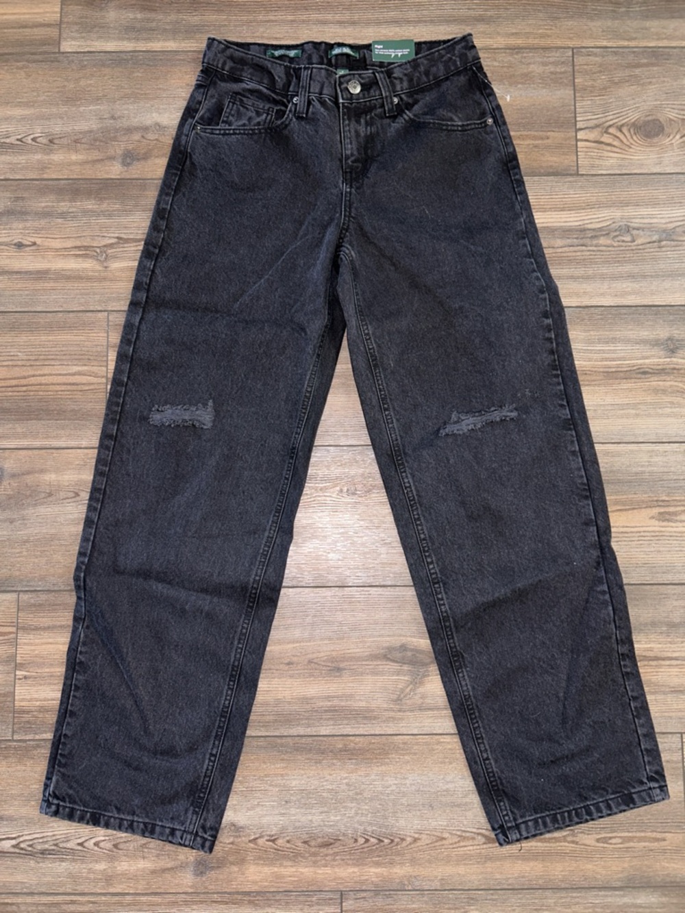 Black Women’s Relaxed Straight Jeans
